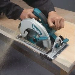 Makita 5008MG Cirkelzaag - 1800W - 210mm 15 Makita 5008MG Cirkelzaag - 1800W - 210mm -Home gereedschap 07dff3cfef0cb5c6333c161b90289a09