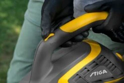 Stiga BL 130c V Elektrische Bladblazer Met Zuigfunctie - 2,6kW - 92m/s - 7m³/min -Home gereedschap 1b218037f00ce215452f5324c247db19