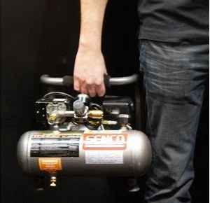 Senco PC1010 Compressor - 300W - 8 Bar - 3,8L 3 Senco PC1010 Compressor - 300W - 8 Bar - 3,8L - Afbeelding 3