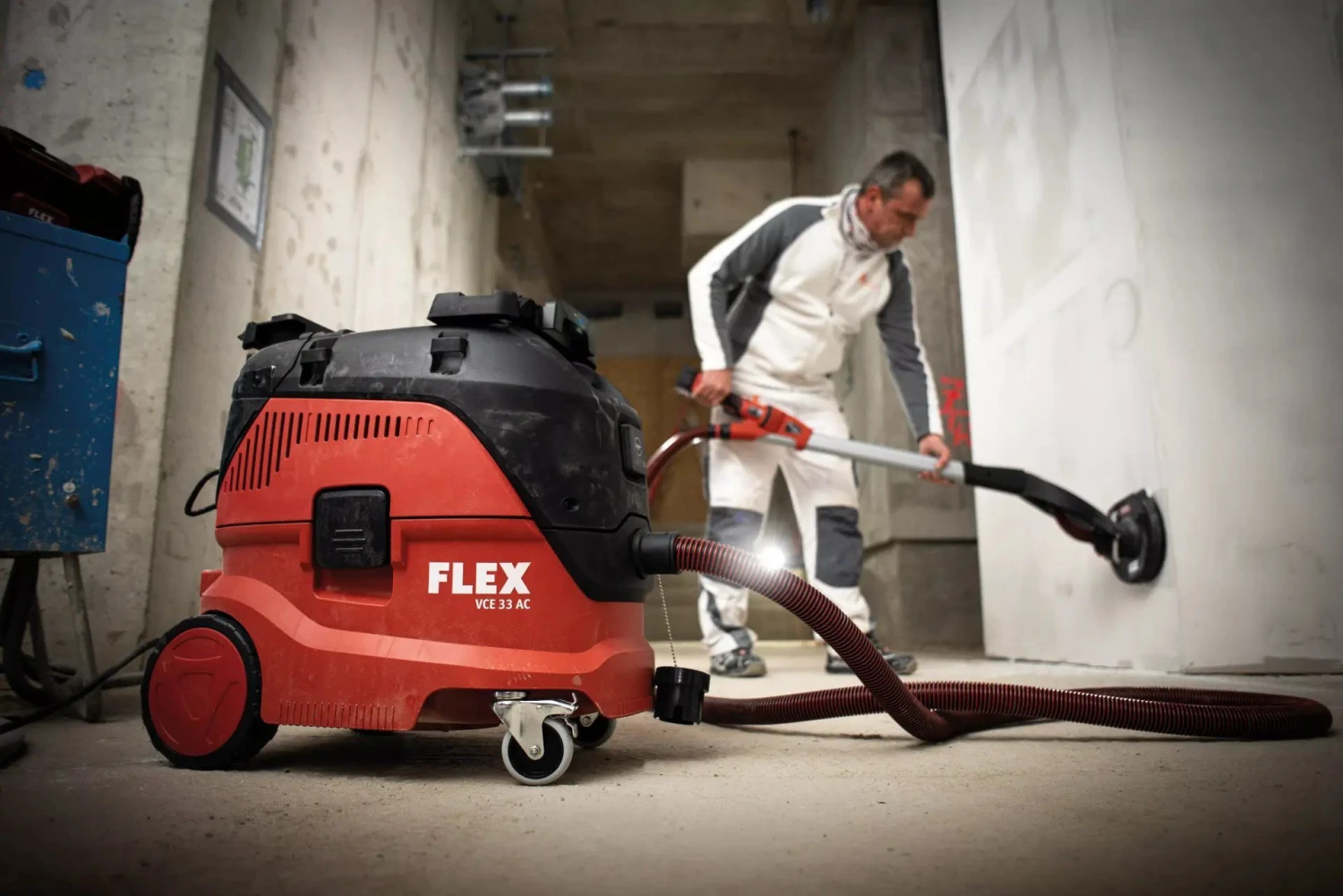 Flex GE MH 18.0-EC/5.0 Set+MH-X Giraffe 18V Li-ion Accu Wand- En Plafondschuurmachine Set (2x 5.0Ah Accu) In Tas 4 Flex GE MH 18.0-EC/5.0 Set+MH-X Giraffe 18V Li-ion Accu Wand- En Plafondschuurmachine Set (2x 5.0Ah Accu) In Tas - Afbeelding 4