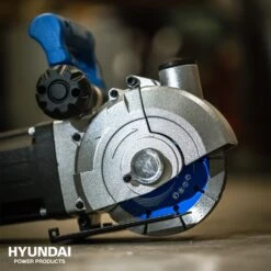Hyundai 56433 Muurfrees Incl. 5 Diamantbladen - 2400W -Home gereedschap 2d7869e3a54306476426510fea75efc2