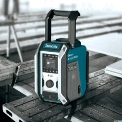 Makita DMR115 10,8-18V Li-Ion Accu Bouwradio - DAB+ - Bluetooth - Werkt Op Netstroom & Accu 17 Makita DMR115 10,8-18V Li-Ion Accu Bouwradio - DAB+ - Bluetooth - Werkt Op Netstroom & Accu -Home gereedschap 3b8f7e17d7a97f44bee4daa4b52f1ac3