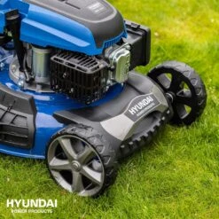 Hyundai 57024 Benzine Grasmaaier - 196cc - 4-takt - Elektrische Start 16 Hyundai 57024 Benzine Grasmaaier - 196cc - 4-takt - Elektrische Start -Home gereedschap 6444018b393f96dc5b5daf050f0b7cfd