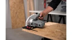 Powerplus POWE30050 Cirkelzaag - 1200W - 185mm 19 Powerplus POWE30050 Cirkelzaag - 1200W - 185mm -Home gereedschap 7975ff0e240a60cb1438965a33cb3fcc