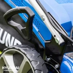 Hyundai 57024 Benzine Grasmaaier - 196cc - 4-takt - Elektrische Start 19 Hyundai 57024 Benzine Grasmaaier - 196cc - 4-takt - Elektrische Start -Home gereedschap 88e59b2518207b3ce70c525e94946401