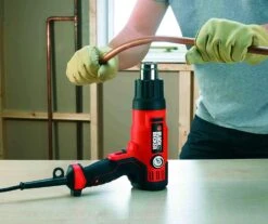 Black & Decker Black+Decker KX2200K Heteluchtpistool Incl. Accessoires In Koffer - 2000W 8 Black & Decker Black+Decker KX2200K Heteluchtpistool Incl. Accessoires In Koffer - 2000W -Home gereedschap 9710b60159278b0605494a07a75609ea